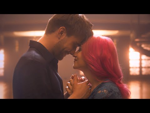 Tereza Maškov&#225; - N&#225;š Př&#237;běh ft. Marek Lambora (Official Video)