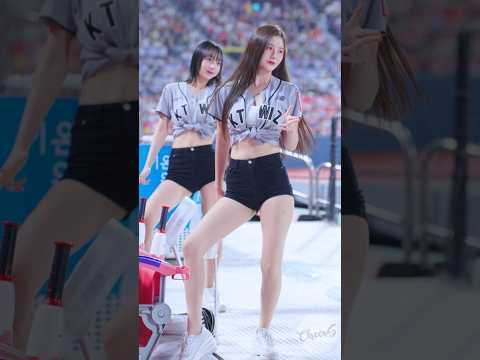 몸선이 남다른 피리춤 아웃송 김해리 치어리더 Kim Haeri Cheerleader ktwiz