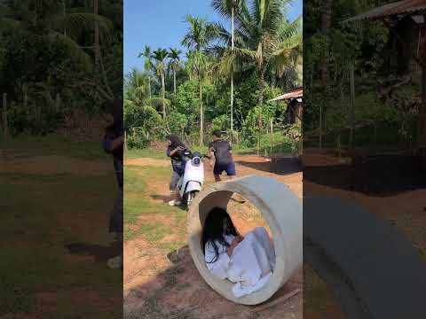 Itu siapa ya kok Serem banget