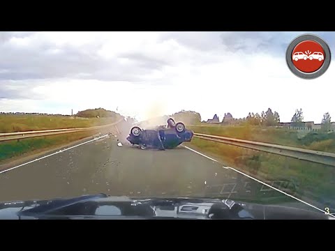 25 Unbelievable Driver Mistakes Caught on Dashcam