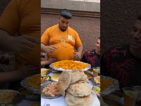 رحت أنا وياسين چانكيز المصري نفطر عند فول وحيد فى رمسيس