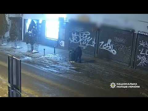 Нацполіція затримала жінку, яка влаштувала теракт у Львові, внаслідок чого загинула поліцейська та постраждали ще 25 людей