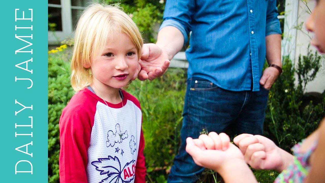 BUBBLEGUM HERBS WITH BUDDY & PETAL #JamiesSuperFood Daily Jamie