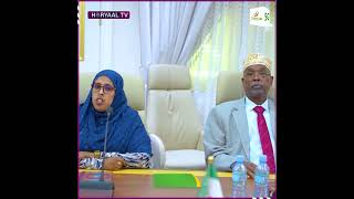 DEGDEG: Madaxweyne Cirro oo Hortiisa Lagu Dhaariyay Masuuliyiintii uu Xilalka u Dhiibay.