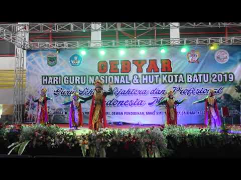 GTK SMP Negeri 03 Batu dalam Gebyar Hari Guru