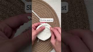 Easy (Almost) Invisible Fasten Off in Crochet
