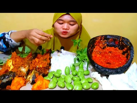 PESMOL IKAN MAS SAMBEL TERASI LALAP PETE