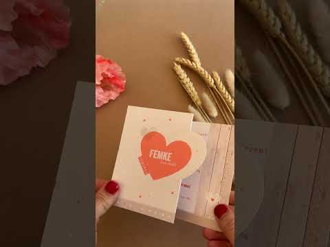 Femke - Stoere uittrekkaart voor meisje met steigerhout en hartjes