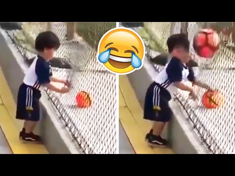 COMEDY FOOTBALL & FUNNIEST FAILS #3 (TRY NOT TO LAUGH)