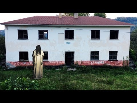 Terk Edilmiş Okul VAKASI - Kapalak Kızı