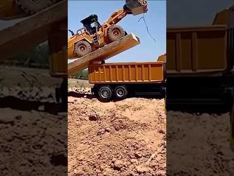 ⁉️WHATS HAPPENING⁉️ #funny #east2westsafetyplus #shortvideo #shorts #short #funnyvideos #fun #loader