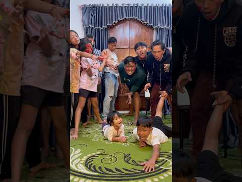 ADA Z0MBIE DI RUMAHNYA RAMA