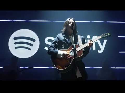 Gracie Abrams - Block me out  (Live at Spotify Best New Artist)