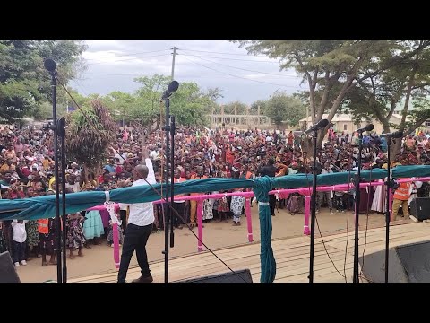 UBARUKU -SHUKA TUKUONE MUNGU WETU (live performance)