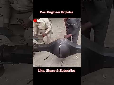 Genius welder repair transfer case of Truck😳  #shortsfeed #jugaad#shortsyoutube #trendingshorts