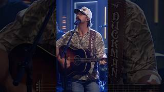 #RileyGreen performs “Make It Rain”! #FallonTonight