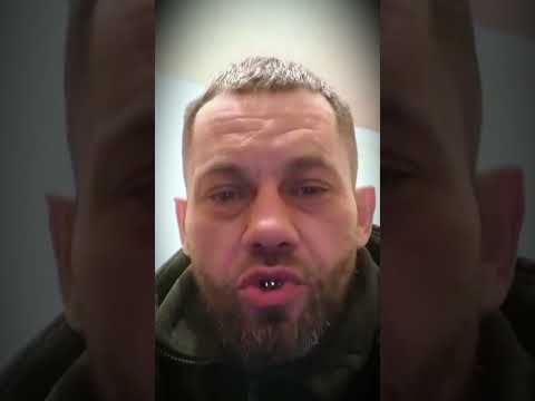 Полицейский против БОЙЦА ВСУ