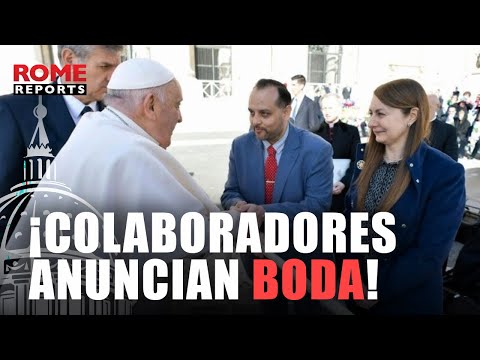 El papa anuncia la boda de dos colaboradores en un acto público