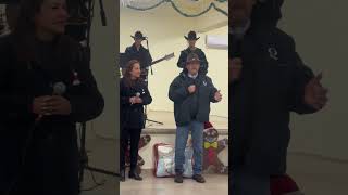 EDUARDO ALVARADO VISITA A LOS ADULTOS MAYORES