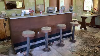 We Found an Abandoned Diner Frozen in Time – Middle of Nowhere! (Vlog #2)