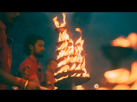 Have you witnessed the Divine Ganga Aarti in Rishikesh? 🪔