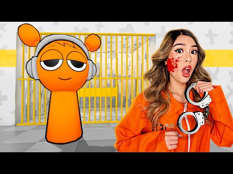 KAT ESCAPES SPRUNKI'S PRISON RUN IN ROBLOX (OBBY)