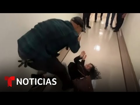 Fuertes imágenes: Mujer hispana es agredida al reclamar detención de su esposo | Noticias Telemundo