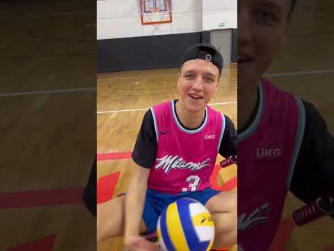Сколько потребуется накачиваний чтобы взорвался волейбольный мяч?🏐😰