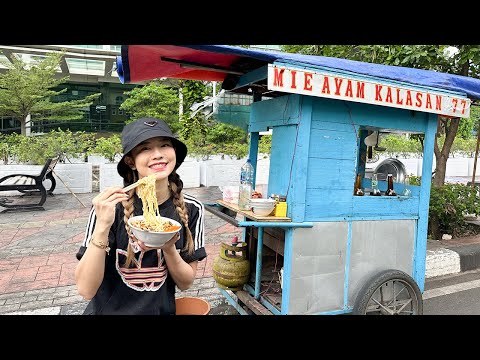 24 JAM MAKAN MAKANAN KAKI LIMA!