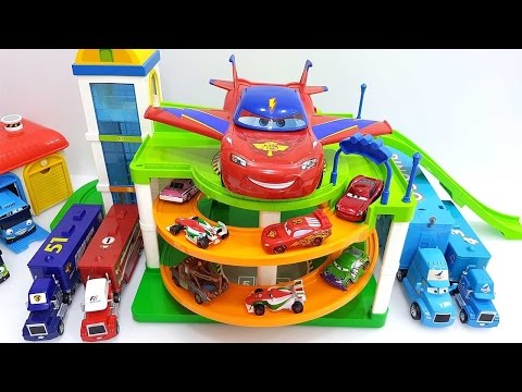 Disney Cars lightening McQueen Toys tayo parking garage pretend play