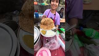 माँ बेटी खिला रही है बाहुबली पराठा 👩🏻‍🍳❤️ || Akhil Gautam Vlogs