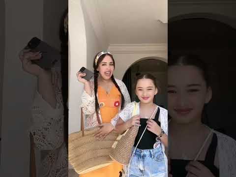 يلااه نمشيو البحر ميمكنش شحاال فن هذا البحر 😍😍 قولو ليا شنو المأكولات لي نقدر نجرب في تونس 🇹🇳