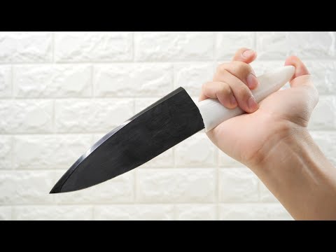 人間をペットにしたら即死する飼い主。きゅうりのハロウィン包丁