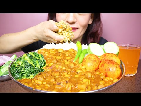 EATING SPICY EGG CURRY, SPICY CURRY, SAAG AND RICE #ASMR/EATING SHOW BIG BITES MUKBANG