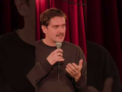🔥 Bartek Młynarski - „Hakaj pole” / fragment 👨🏻‍🌾 Zobacz całość! 📺 #standup #śmieszne #żarty