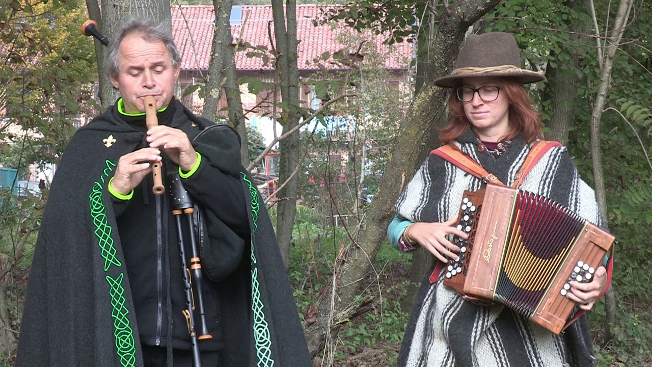 Musicant d'Alba & Folk en Rouge Power