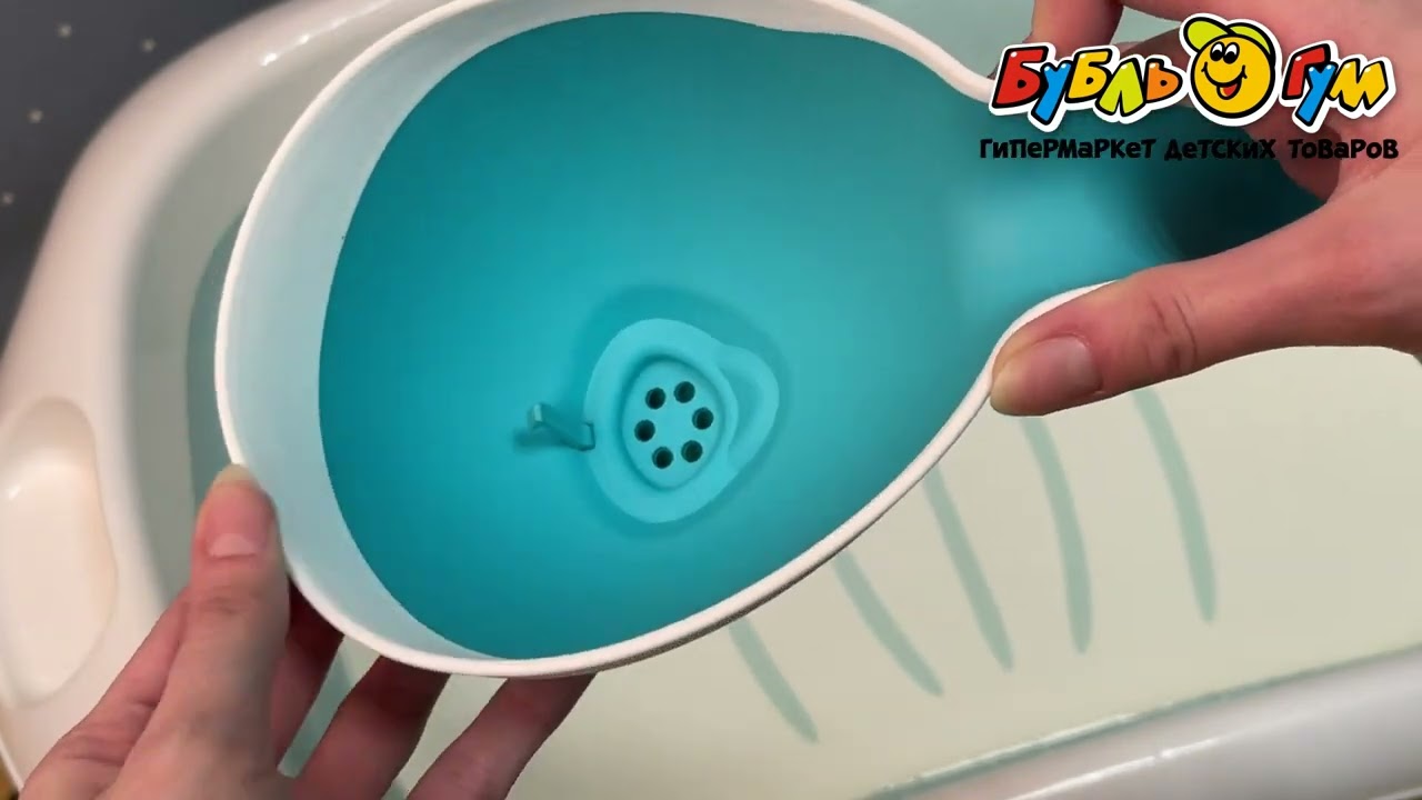 Ковшик для ванны ROXYKIDS FLIPPER мятный с лейкой - видео Ковшик для ванны ROXYKIDS FLIPPER мятный с лейкой - видео