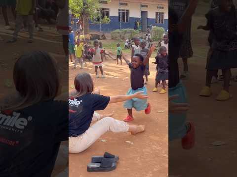 These kids may not have much materially, but they welcome me with infinite richness of heart 🥺🙏🏼