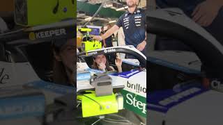 Alexandra Daddario en el garage de Williams en Madrid 🇪🇸 #spanishgp