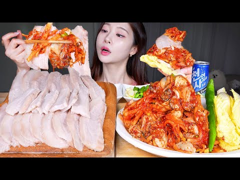 ASMR MUKBANG | 텃밭에서 뽑은 가을무로 만든 굴 무생채 ★ 쫀득탱글 항정살 수육 먹방 Spicy Radish Salad with Oyster & Boiled Pork