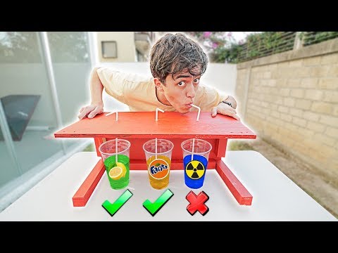 NO TOMES del VASO INCORRECTO o MUERES (perdón suscriptores por poner eso en su vaso 😢)
