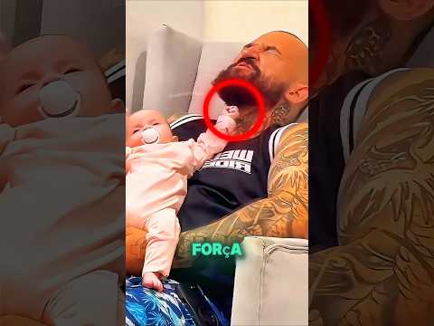 Por que os bebês seguram tão forte? 😨