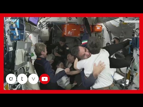 Nyílik a zsilipajtó! Videón, ahogy Kapu Tiborék megérkeznek a Nemzetközi Űrállomásra