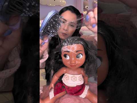 Asmr - Arrumando o cabelo da filha para escola
