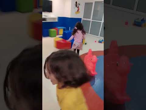Fugindo do bicho papão 🤣🤣💙💛