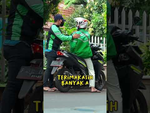 ABANG OJOL INI GAK PUNYA UANG ! ENDINGNYA BIKIN TERHARU 🥹