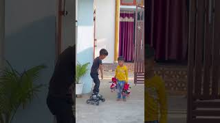 बच्चे ने की बच्चे की मदद~🙂🙂#emotional