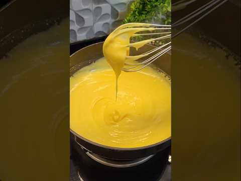Kya aapko pata hai?? ki aap sirf iss 4 chizo se ye custard pudding 🤩🤩bana sakte hai #shorts