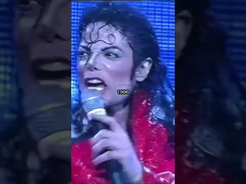 Beat It🚶🏿‍♂️1983-2022 #michaeljackton #moonwalk #kingofpop #beatit #michaeljackson
