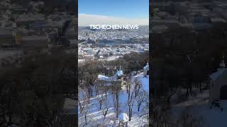 Winterzauber über Prag: Märchenhafte Aussicht vom Petřín #shorts #prag #winter
